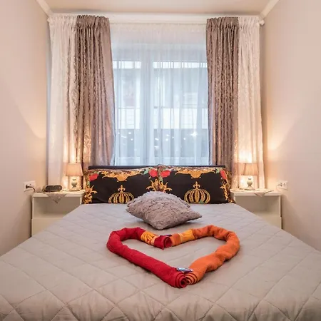 Haus Marschall - 1 *